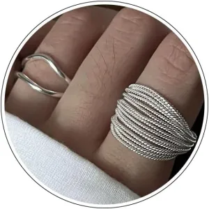 2Pcs Wide Band Ring Simple Hammered Chunky Statement Rings Trendy Multi Lines Ring Multi Layer Strand Unique Ring Minimalist Adjustable Open Abstract Curve Rings Jewelry Gift for Women Men