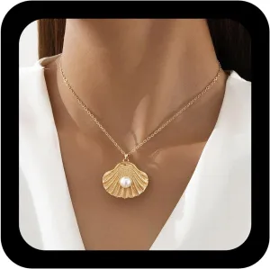 Bohemian Pearl Shell Choker Necklace Large Pearl Scallop Pendant Necklace Gold Metal Clam Shell Necklaces Minimalist Seashell Chain Necklaces Jewelry for Women