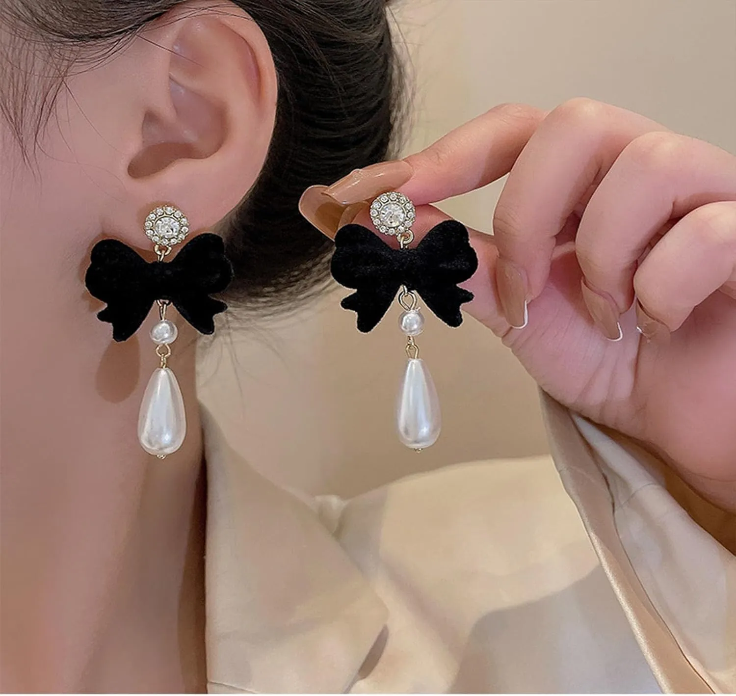 Bow Earrings for Women Pearl Stud Earrings Black Pearl Bow Dangle Drop Earring Trendy Flocking Tassel Jewelry Gifts for Women