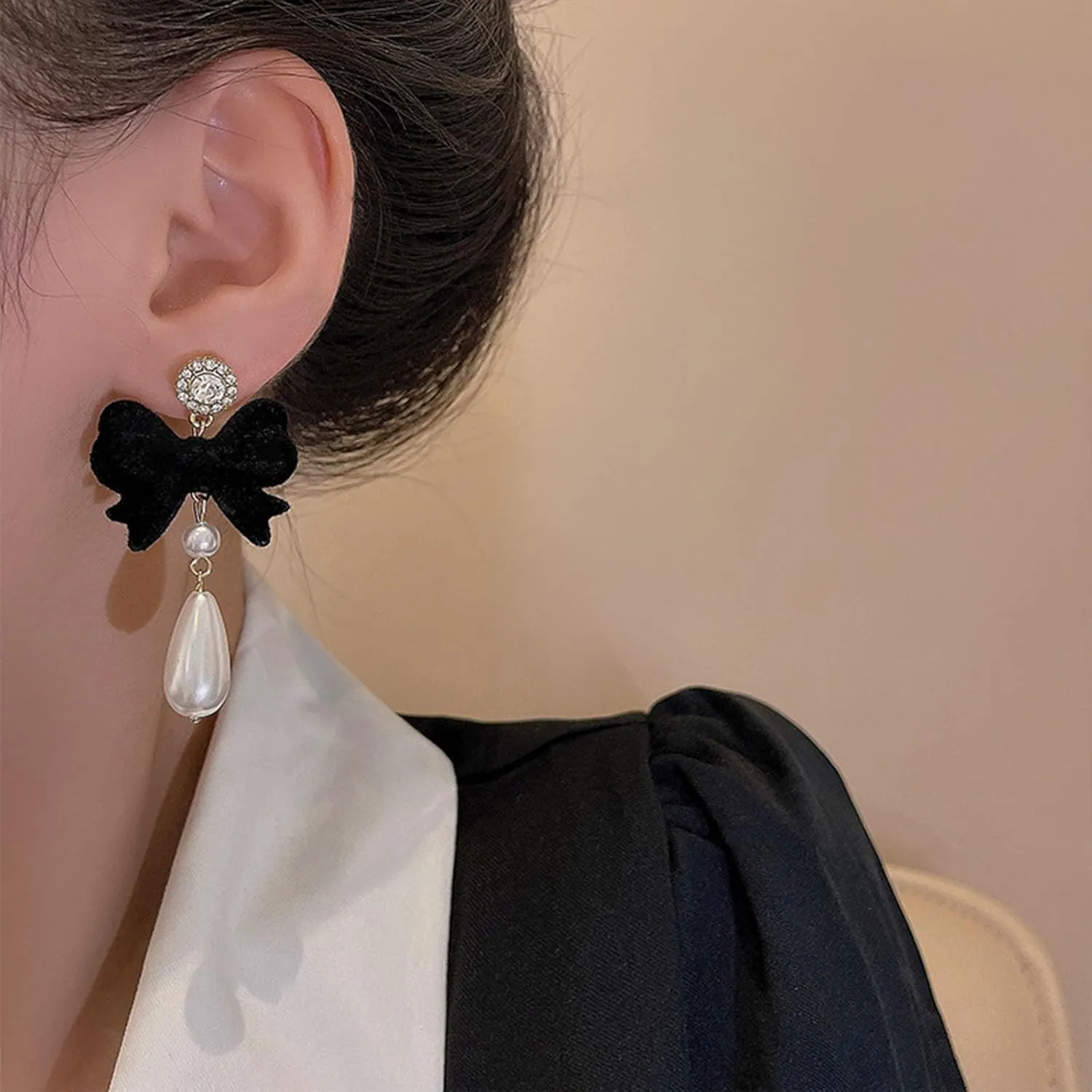 Bow Earrings for Women Pearl Stud Earrings Black Pearl Bow Dangle Drop Earring Trendy Flocking Tassel Jewelry Gifts for Women