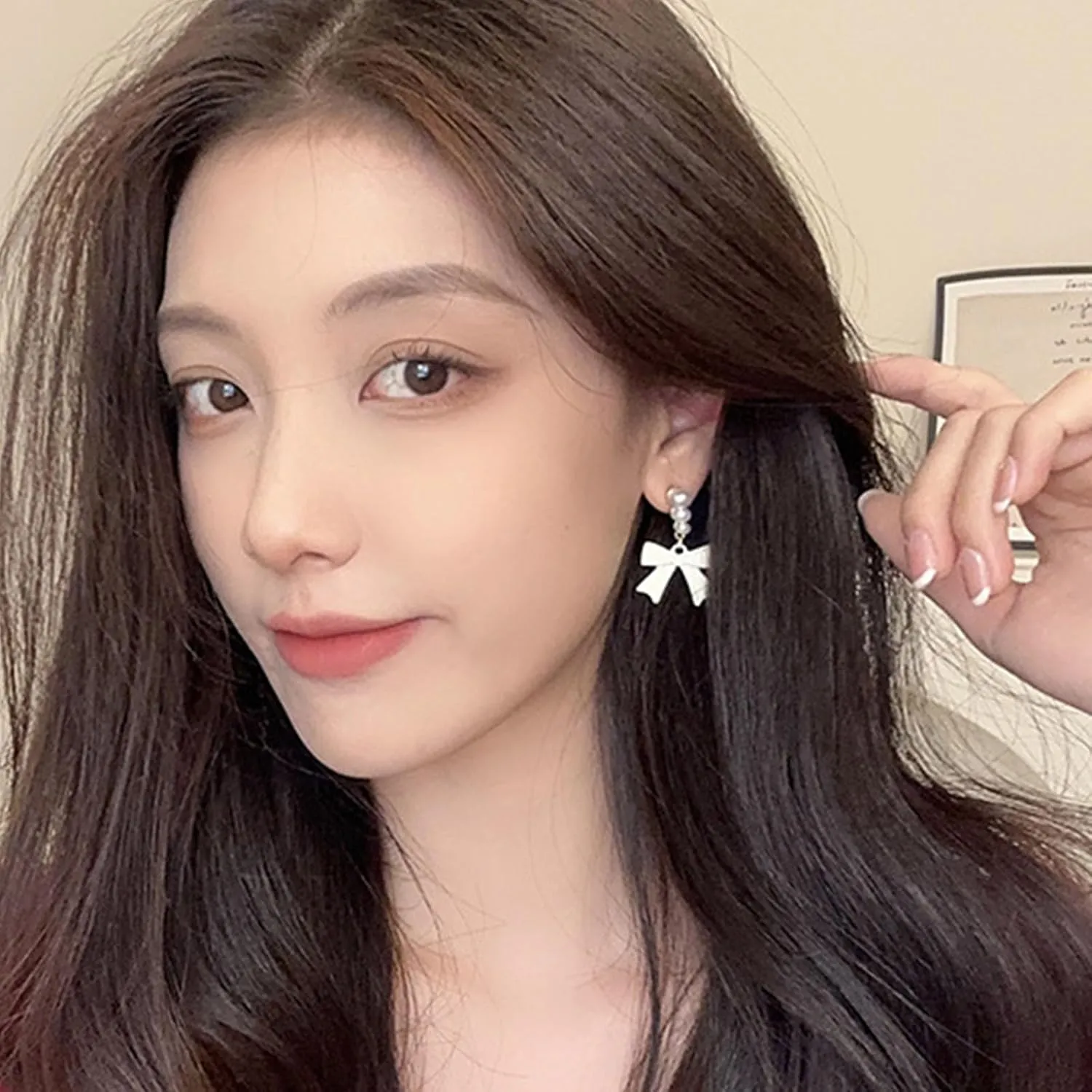 Bow Earrings for Women Pearl Stud Earrings Black Pearl Bow Dangle Drop Earring Trendy Flocking Tassel Jewelry Gifts for Women