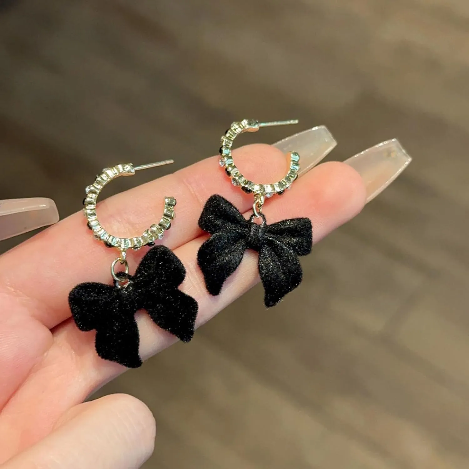Bow Earrings for Women Pearl Stud Earrings Black Pearl Bow Dangle Drop Earring Trendy Flocking Tassel Jewelry Gifts for Women