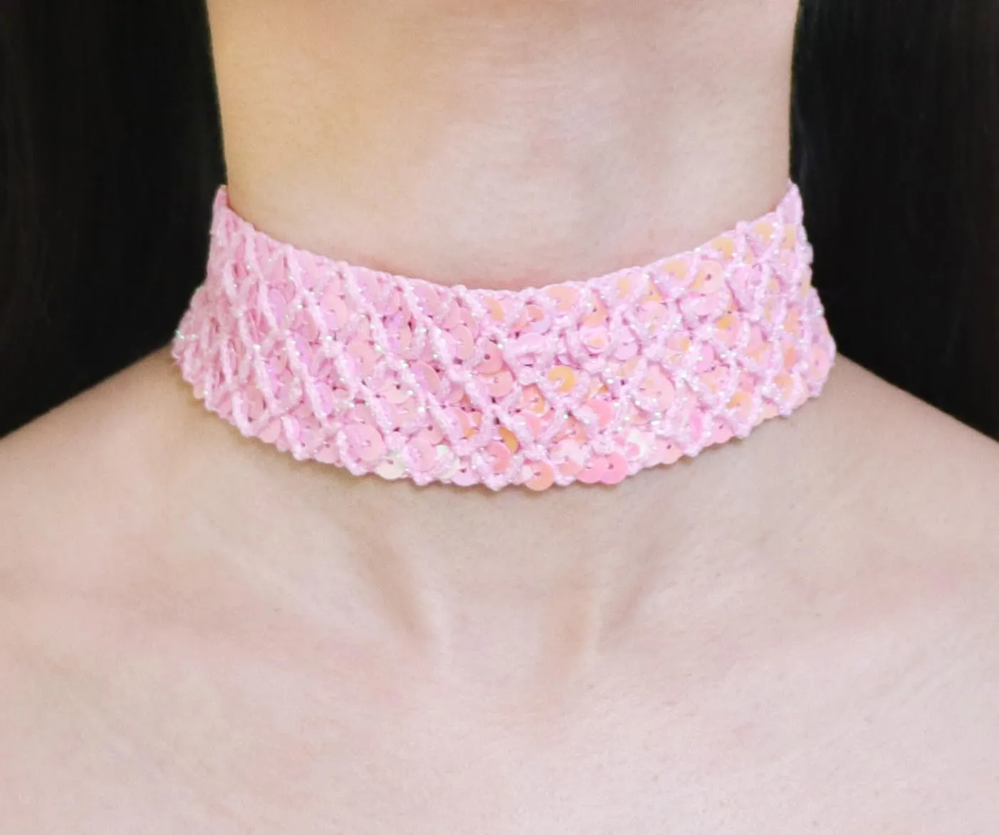 COLORFUL BLING Chunky Wide Sexy Lace Velvet Short Collar Necklace Shiny Thick Rhinestone Metal Sequins Choker Necklace Party Costume Jewelry for Women