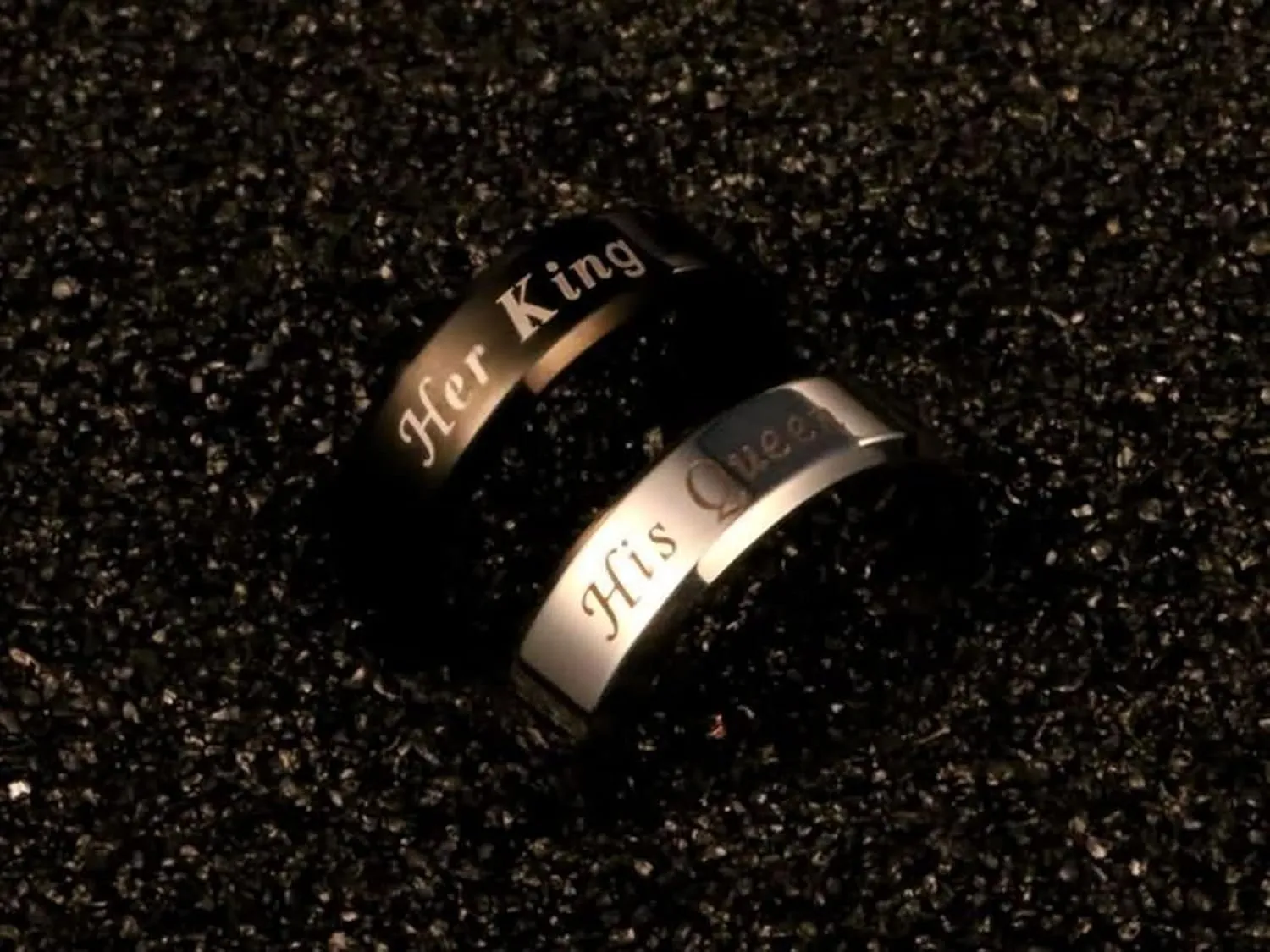 Engraved Ring Couple Couple Ring Wedding,Couple Wedding Rings Stainless Steel Black Silver Ring with 6MM His Queen Her King Wedding Rings Couple