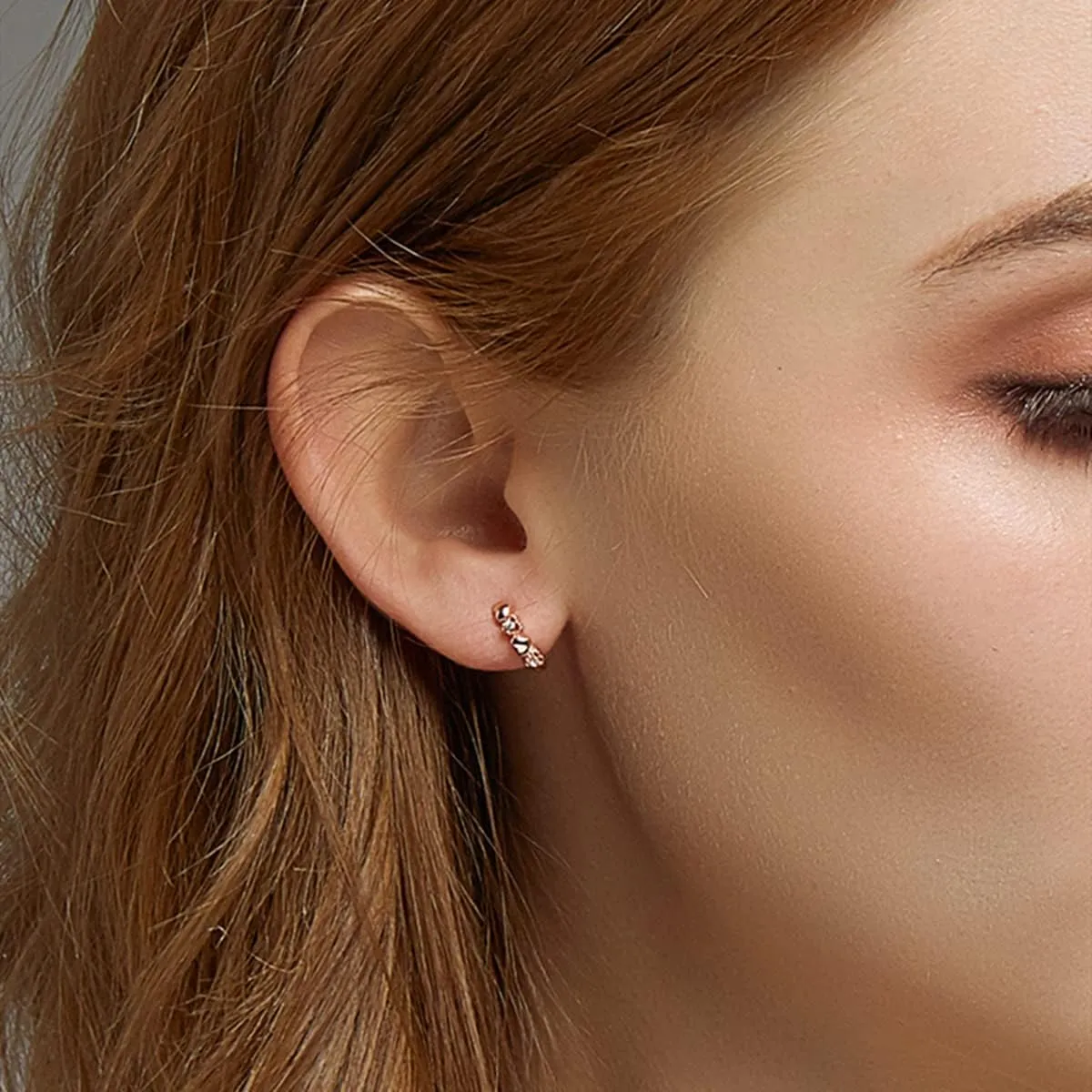 Leaf Huggie Hoop Earrings Small Hoop Earrings for Women 925 Sterling Silver Huggie Earrings Cute Earrings Hypoallergenic Huggie Hoop Earrings Jewelry Gifts for Women