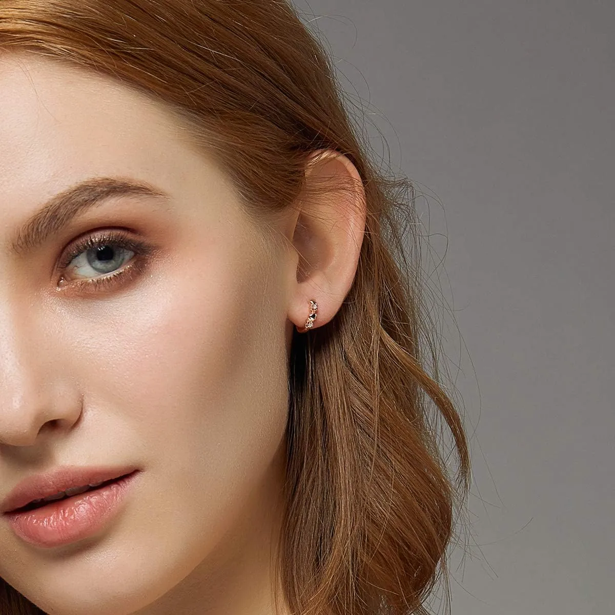 Leaf Huggie Hoop Earrings Small Hoop Earrings for Women 925 Sterling Silver Huggie Earrings Cute Earrings Hypoallergenic Huggie Hoop Earrings Jewelry Gifts for Women