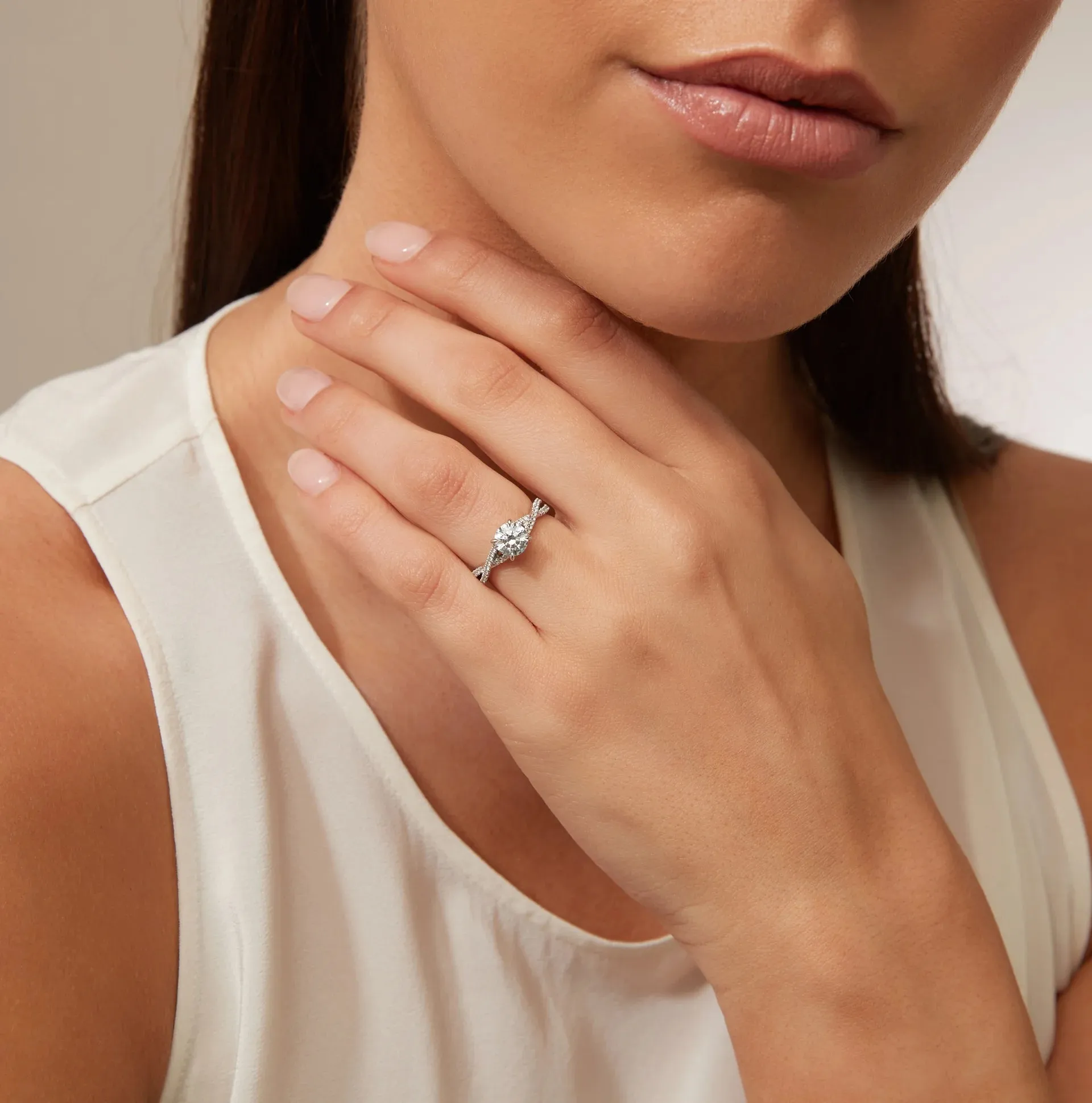 Madeleine - 18ct White Gold - Round