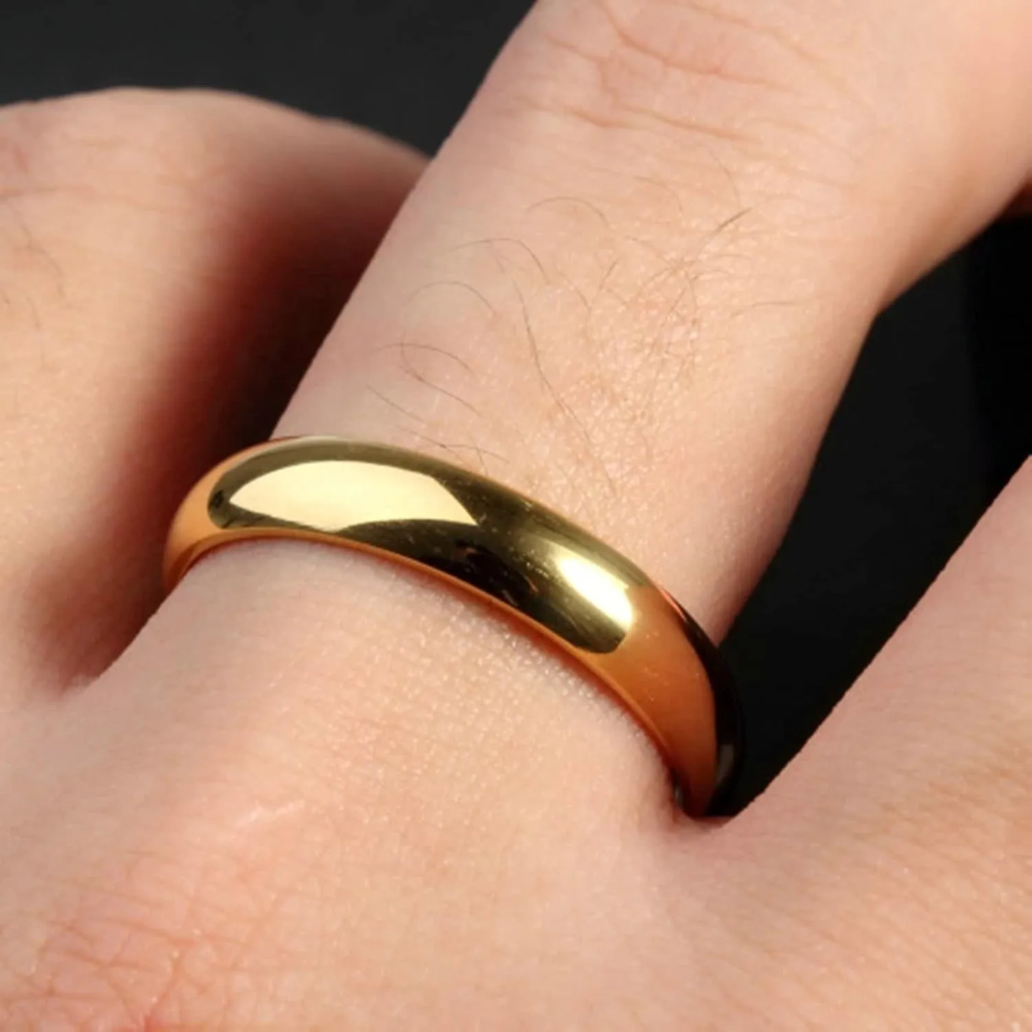 Mens Jewelry Rings, Stainless Steel Ring for Women Gold Polished Ring Valentine's Day Couple Rings