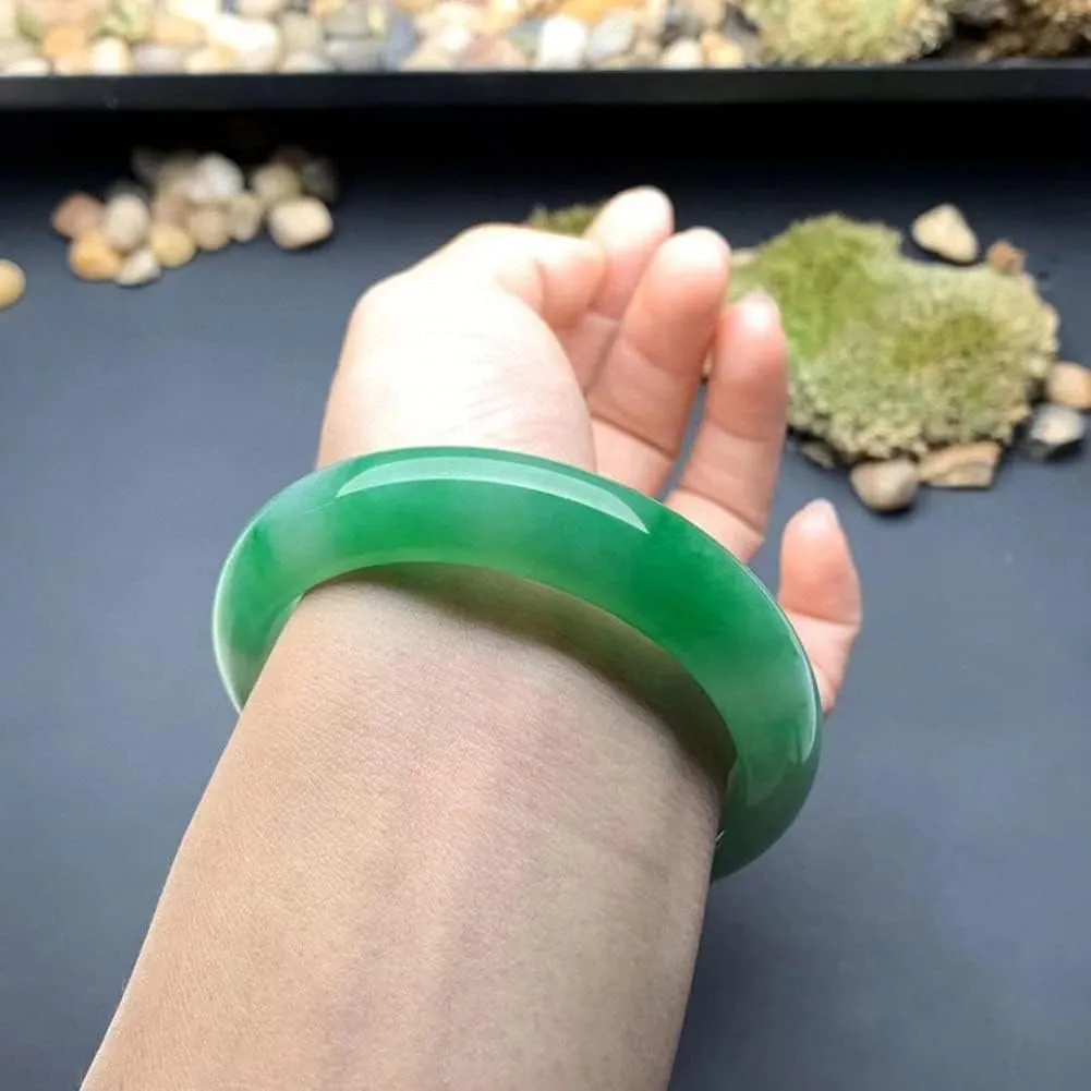 Natural Burmese Jade Bangle Genuine Green Elegant Classcial Jadeite Bracelet Chinese Jewelry with Certificate (Size : 60mm)