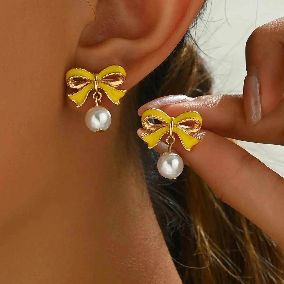 Pearl Bow Earrings for Women Christmas Bow Earrings Red Bow Dangle Earrings Coquette Earrings Bow Jewelry Rhinestone Gold Bow Earrings Silver Yellow Pink Bow Earrings Bow Stuff Christmas Jewelry for Women