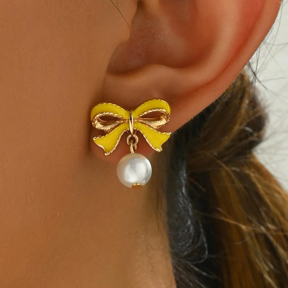 Pearl Bow Earrings for Women Christmas Bow Earrings Red Bow Dangle Earrings Coquette Earrings Bow Jewelry Rhinestone Gold Bow Earrings Silver Yellow Pink Bow Earrings Bow Stuff Christmas Jewelry for Women