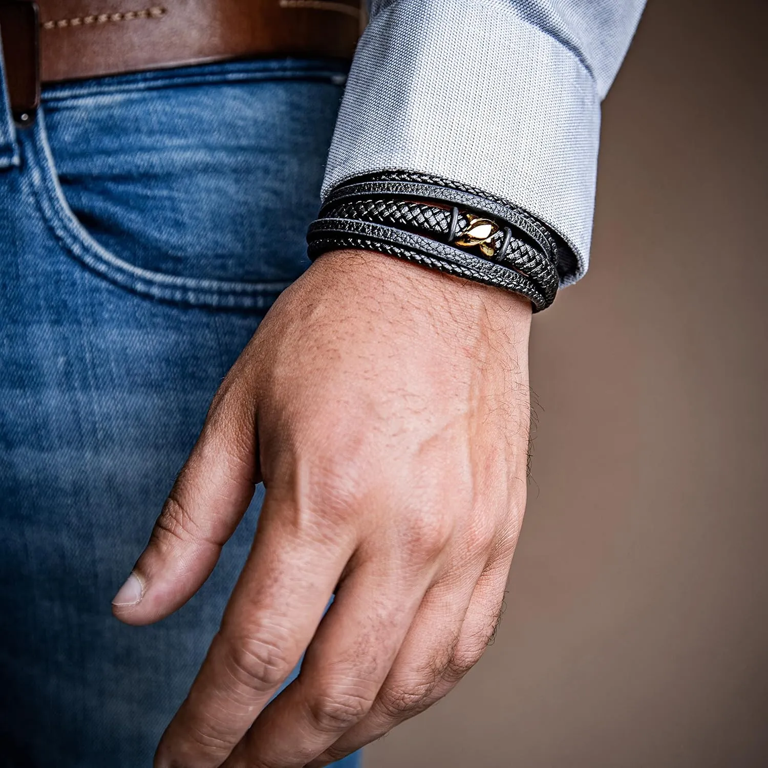 SERASAR Premium Leather Bracelet Men | Stainless Steel Magnetic Clasp | Three Colors | Jewelry Box Included