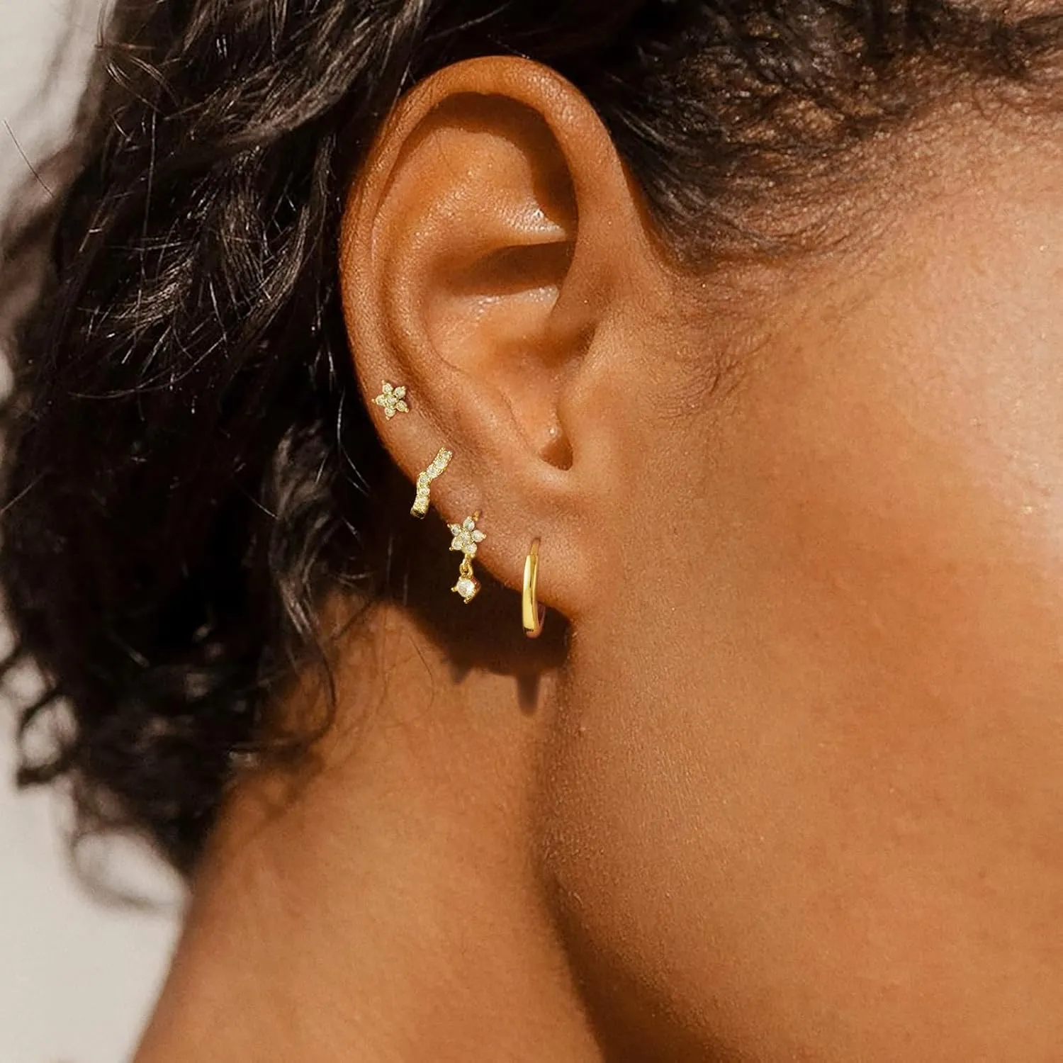 Stud Earrings for Women Dainty Small Hoop Earrings 14K Gold/Silver Plated Cartilage Earring Set CZ Dangle Huggie Earrings Lightweight Hypoallergenic Earrings Trendy Multiple Piercings Jewelry