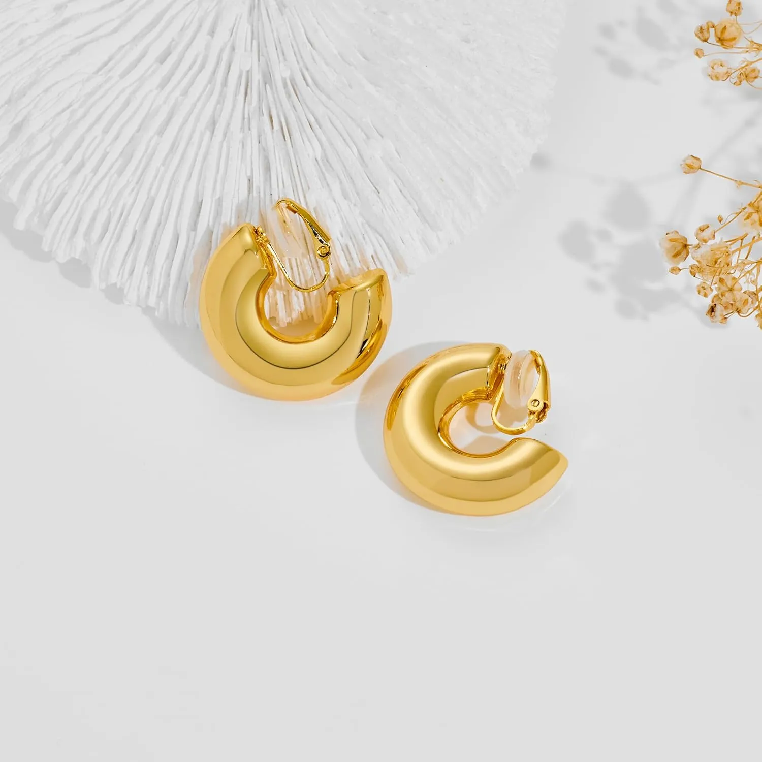 WOWORAMA Gold Clip On Hoop Earrings for Women - Classic Large Chunky Hoops - Non Pierced Minimalistic Clip Earrings
