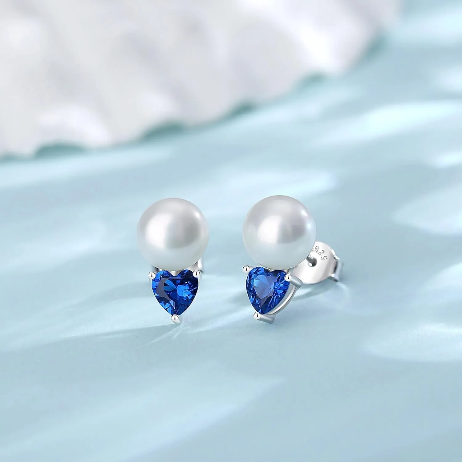 YAMI Sterling Silver Cultured Pearl Stud Earrings for Women, 8-8.5MM Freshwater/Saltwater Pearls, Heart Zircon Earrings Elegant Jewelry Gifts for Her